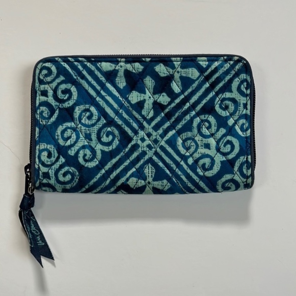 Vera Bradley Cuban Tiles Georgia Zip Wallet